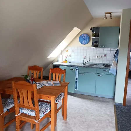 Tu Hus Bei Fabers Lägenhet Trassenheide